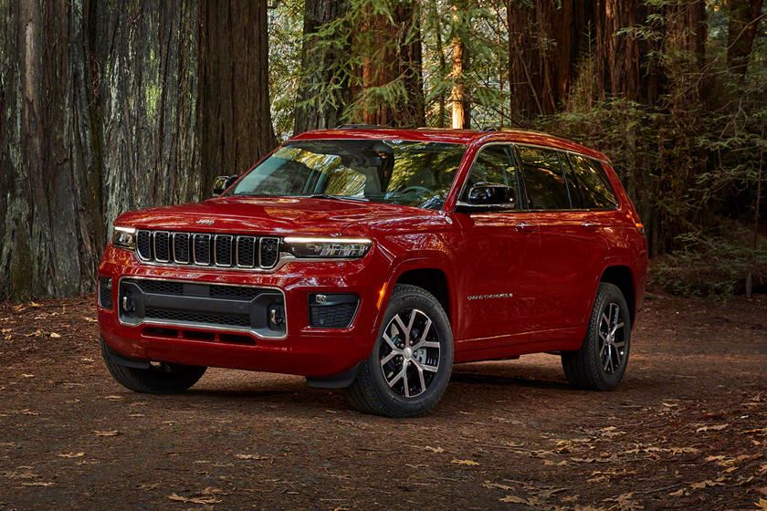 Jeep Grand Cherokee Production Risks Delay Due To Microchip Shortage