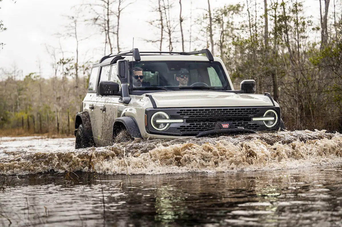 2022 Ford Bronco Everglades Off Road SUV Warn ZEON Winch Snorkel Desert Sand Max Water Fording